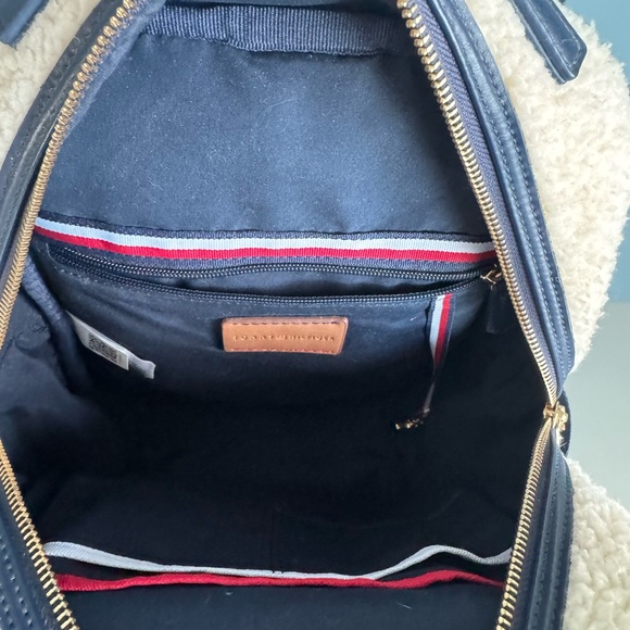 Tommy Hilfiger 1985 Shearling Red, White and Blue Backpack with Blue Logo Straps - Picture 8 of 10